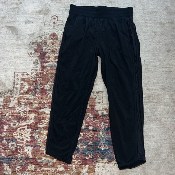 Lululemon For Love Crop Black SIZE 4 - Picture 11 of 15